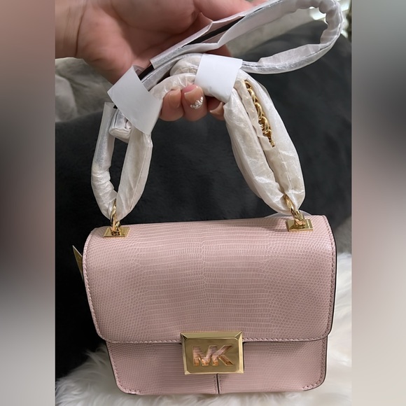 Pink Rose - Picture 4 of 4